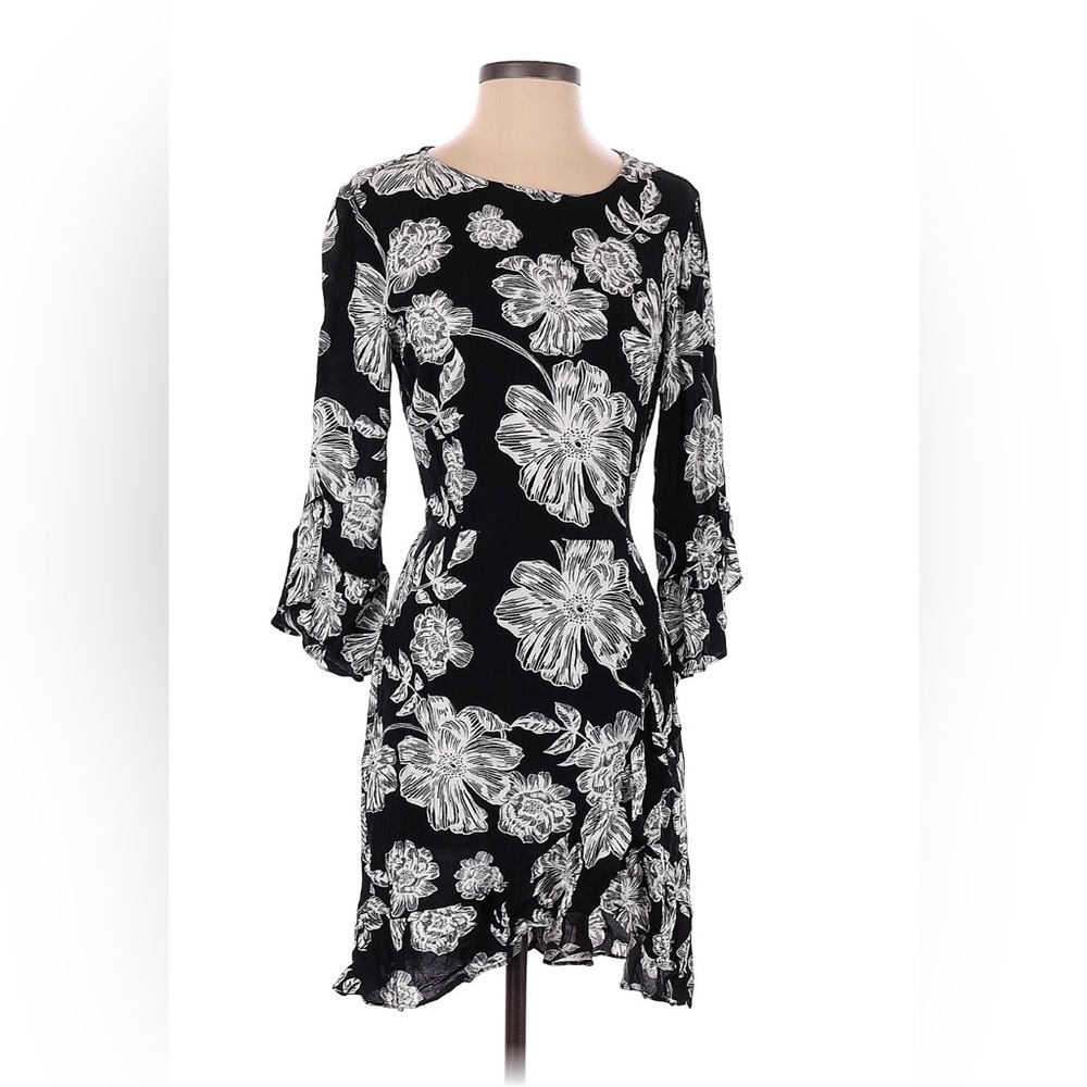 Who What Wear Black Floral Long-Sleeve Midi Dress